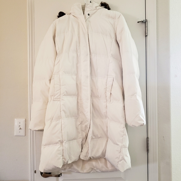 gap goose down jacket